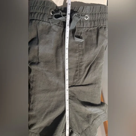 GAP Linen Blend Drawcord Waist Shorts in Dark Olive Green, Size L - Picture 10 of 10